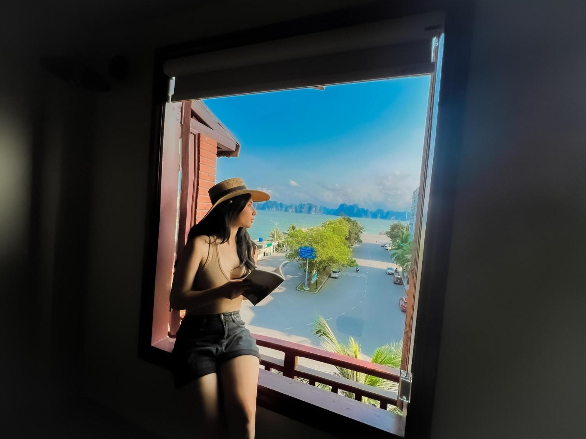 Canh Buom Homestay - Tuan Chau Ha Long Esterno foto